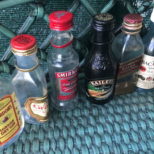 Miniature liquor bottles used, pack of 7 vintage 90s