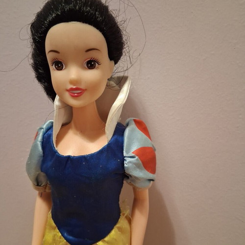 Disney Simba Snow White doll like new
