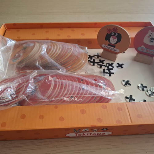 Guess Who board game used from French brand Janod