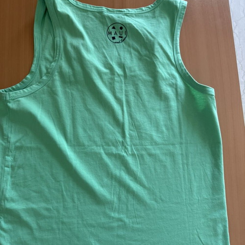 Maui & Sons sleeveless beach T-shirt like new, green, size M