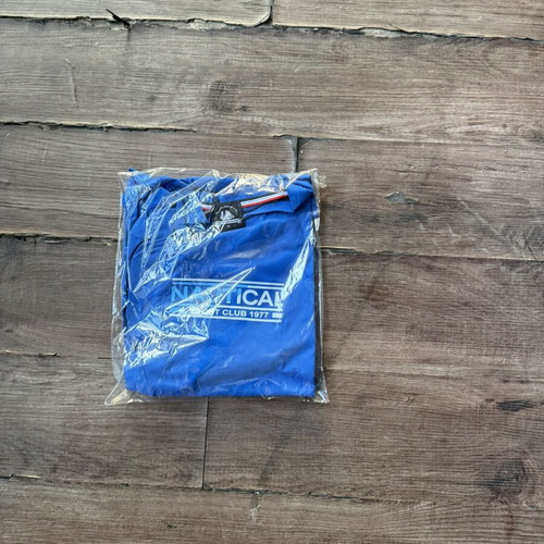 T-shirt new, size M, blue