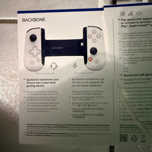 Backbone One for iPhone PlayStation Edition like new