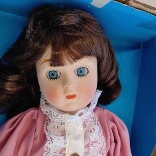 Porcelain doll The Heritage Mint Collection Alicia new, height 40 cm