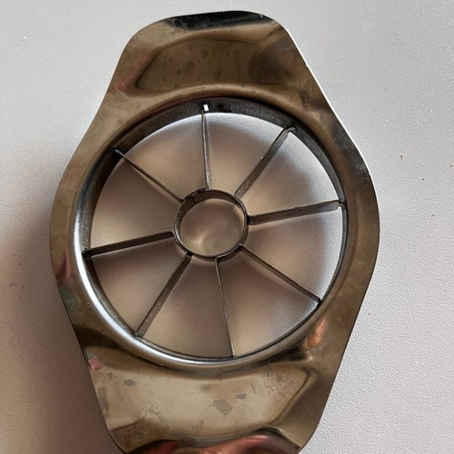 Apple cutter new
