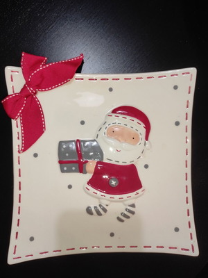 Christmas plate with Santa Claus new