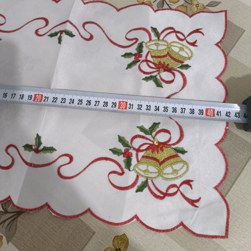 Set of 2 Christmas table linens new