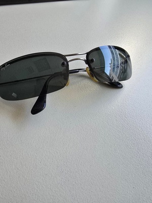 Ray Ban Unisex Sunglasses RB3174 with Black Metal Frame like new