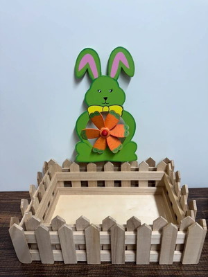 Jumbo decorative rabbit and baskets set of 3 pieces like new