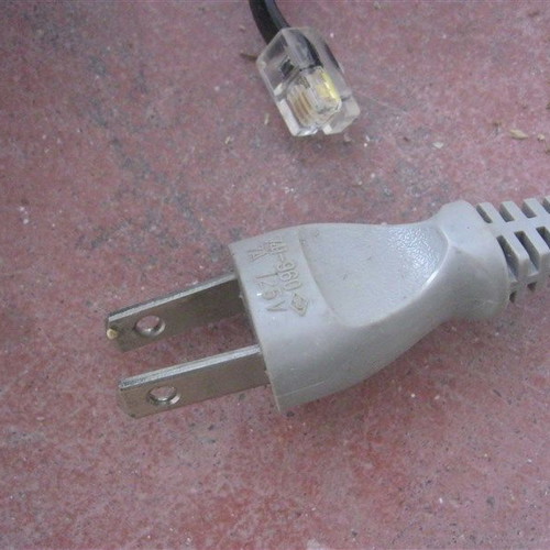 Toshiba fax used, 110 V, requires transformer