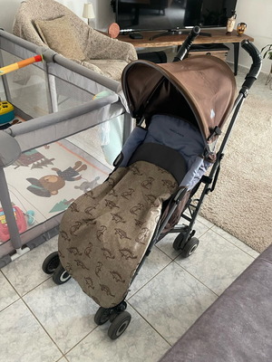 Maclaren καρότσι τύπου ομπρέλα μεταχειρισμένο με ποδοσακο