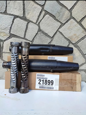 Harley Davidson Iron Sportster exhausts with silencers used