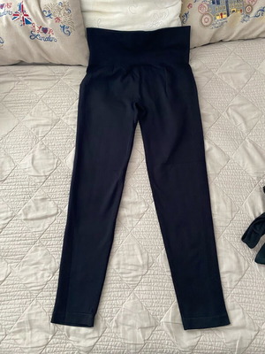 Shein leggings very stretchy XL used, black