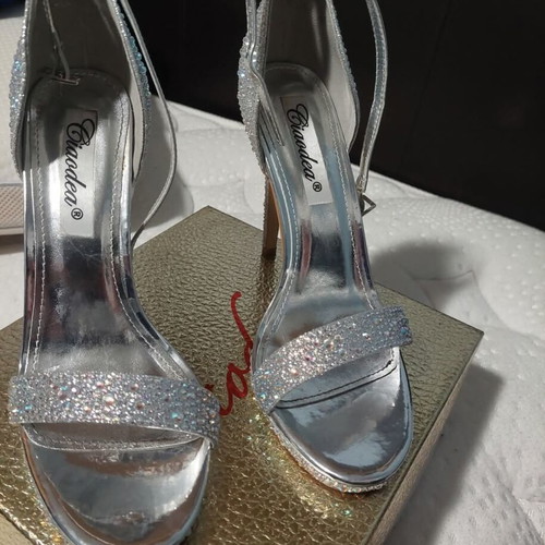 Silver high heel shoes size 38 like new summer