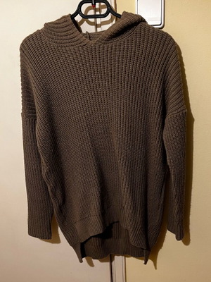 Oversized pullover with hood BOXNOW brown one size like new