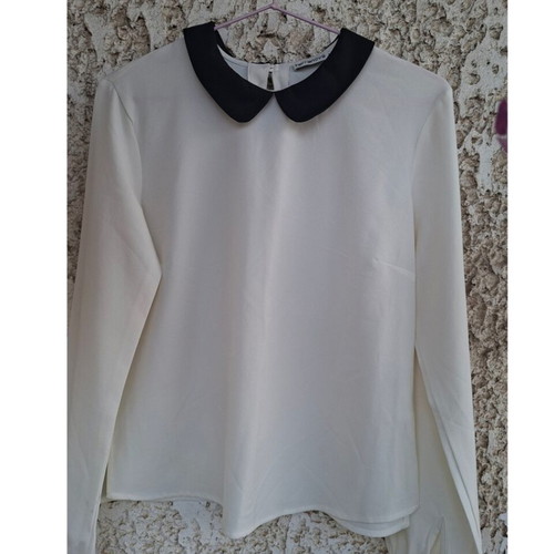 Terranova cream blouse with black Peter Pan collar size M like new