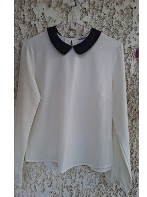 Terranova cream blouse with black Peter Pan collar size M like new