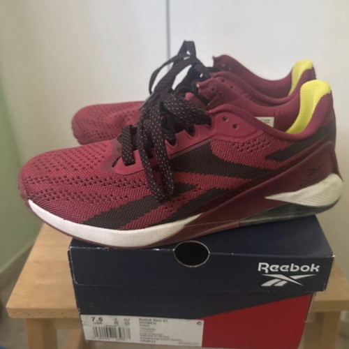Reebok training athletic shoes, burgundy