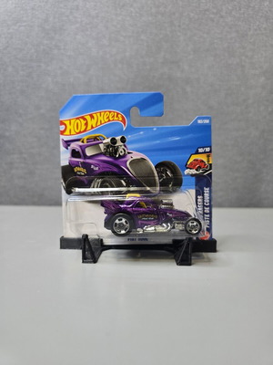 Hot Wheels Fiat 500C toy car new