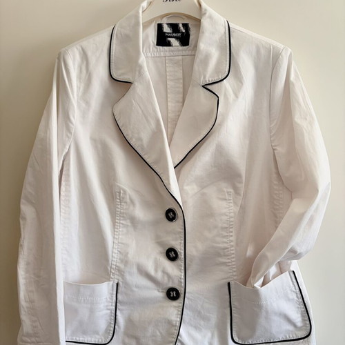 Hauber women's jacket white like new, size XXL