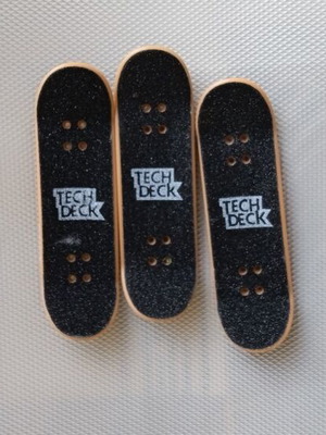 Tech Deck Finesse Sonic Hedgehog Series 12 Mini Finger Skateboards new, no wheels, pack of 3