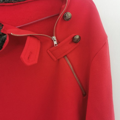 Hooded fleece sweatshirt new, size medium, red