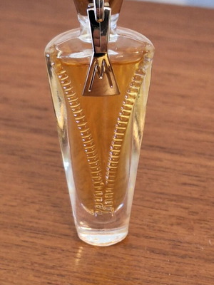 Just Me by Montana Rare Eau Toilette Miniature Perfume 3ml full