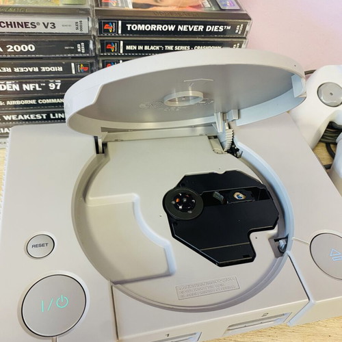 PlayStation 1 PS1 console like new with 18 original games