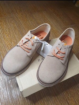 Zara leather suede boys' shoes size 35 new, beige with laces