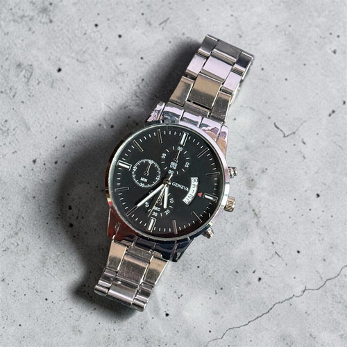 Geneva analog watch like new, silver