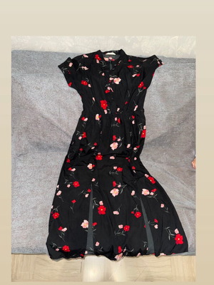 Dress new, black and red floral, size XS