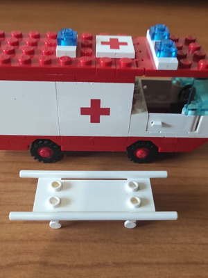 Lego LEGOLAND 6688 used, with wear, missing figures and instructions