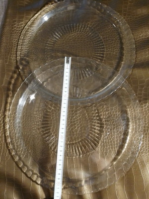 Serving platters used, 2 pieces, 32 centimeters