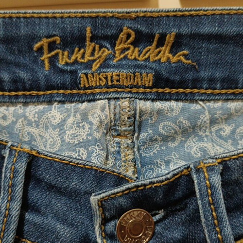 Funky Buddha women's jeans size 25 like new