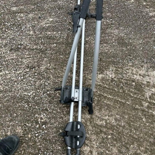 Thule car roof bike rack like new