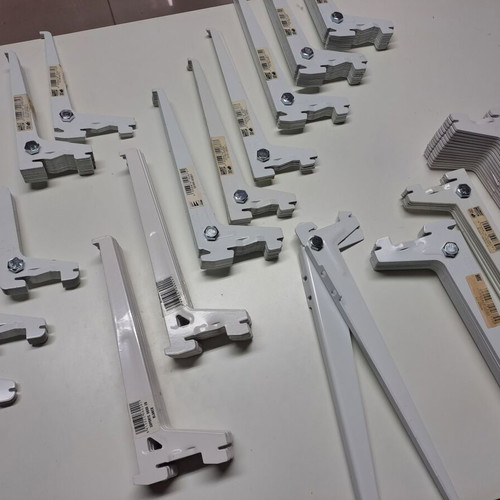 Metal Shelf Brackets used, pack of 138 pieces