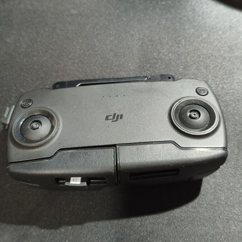 DJI Mini SE drone like new with 2.7K camera and USB Type-C