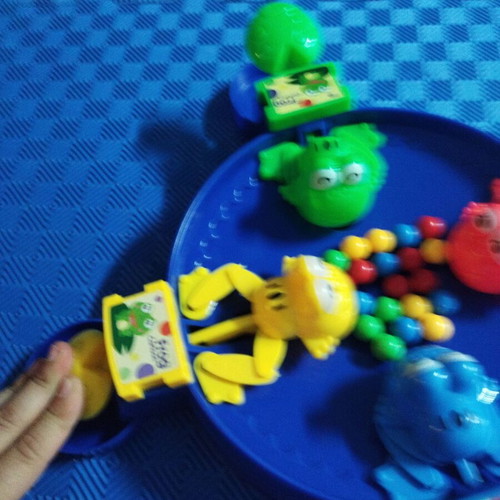 Hungry Frogs board game like new