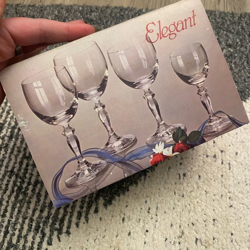 LR Lednicke Rovne Slovakia vintage crystal wine glasses set of 6, like new