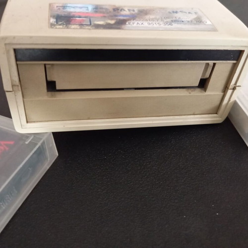 Data recorder and storage used with 4 DL2000 tapes