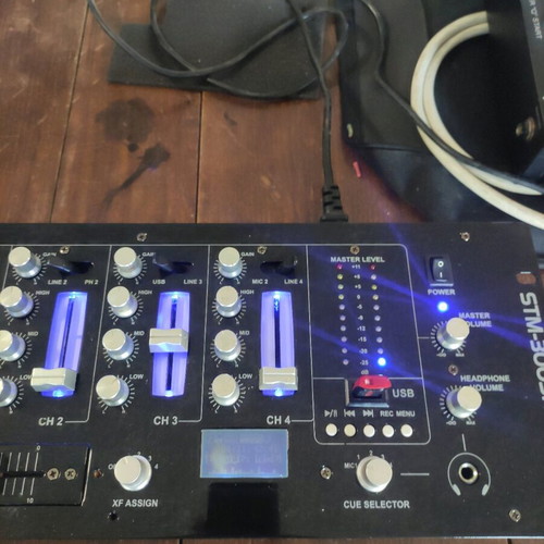 Skytec STM-3005REC audio mixer like new