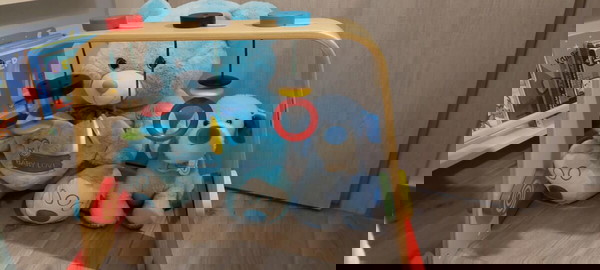 Ξύλινο γυμναστήριο για βρέφη