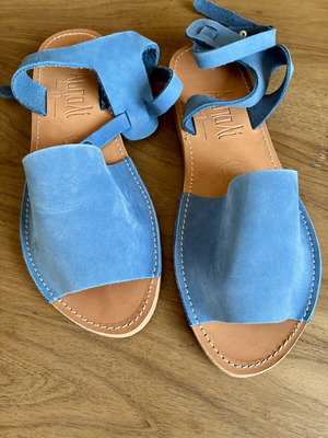 Blue sandals new, size 40