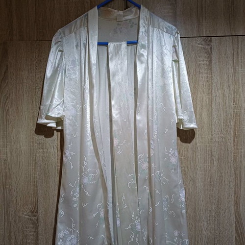Satin women's short robe like new, barely worn, No 1, size M