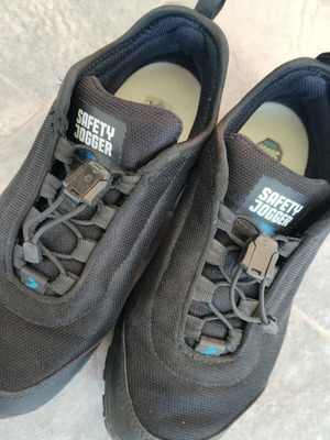 Παπούτσια Safety Jogger μεταχειρισμένα, νούμερο 40, μαύρα, ιδανικά για ορθοστασία