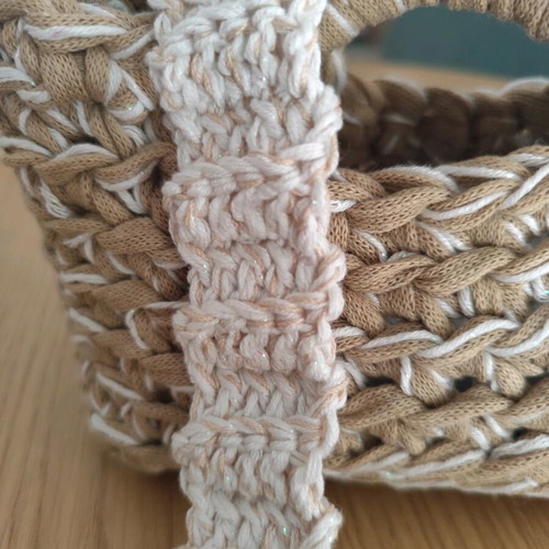 Mini crochet handbag new, beige shoulder bag with detachable strap
