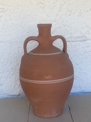 Πήλινη στάμνα σαν καινούργια του 1950 με λευκό διακοσμητικό σχέδιο