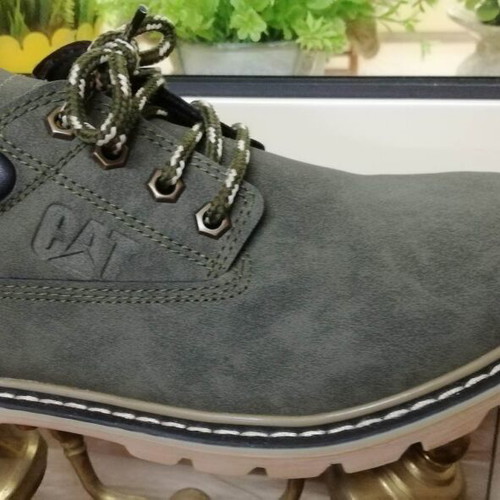 Shoe model 2026 size 42 new