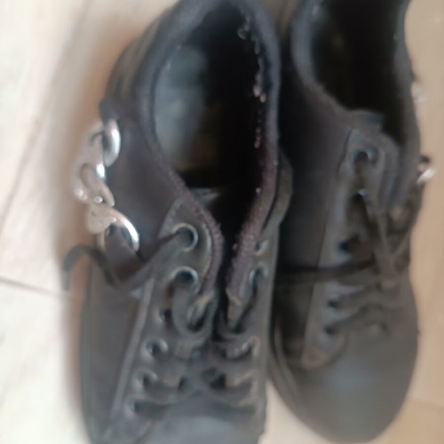 Sneakers like new, black, size 36
