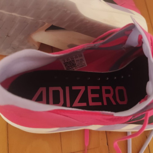 Adidas Adizero Takumi Sen 11 running shoes like new, size 40, pink