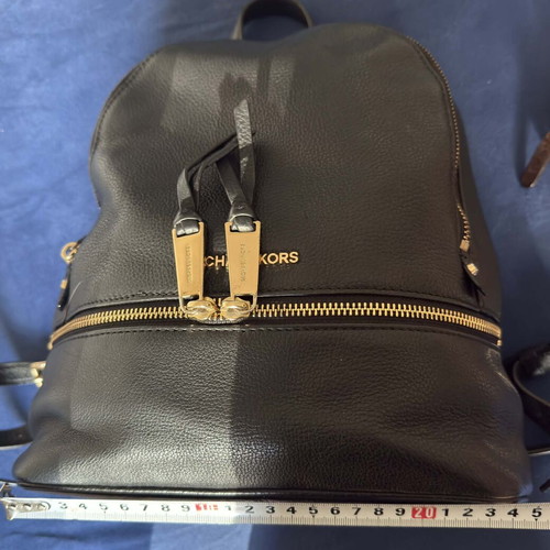 Michael Kors Rhea medium leather backpack used, black